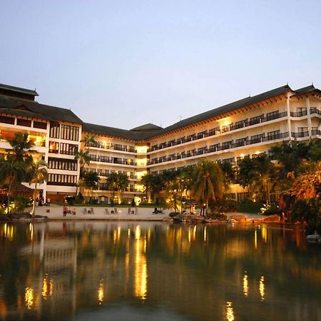 Mines Beach Resort Hotel Seri Kembangan Zewnętrze zdjęcie